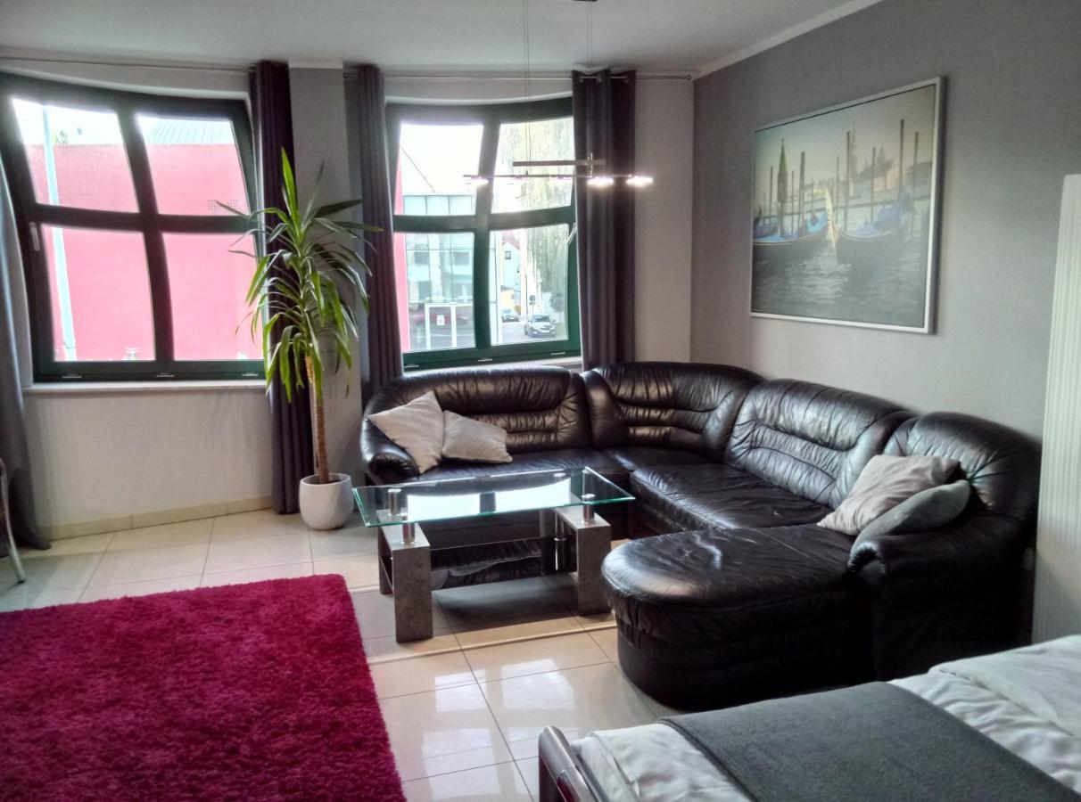 Apartamenty Krzywe Okna Зелена Гура Екстер'єр фото